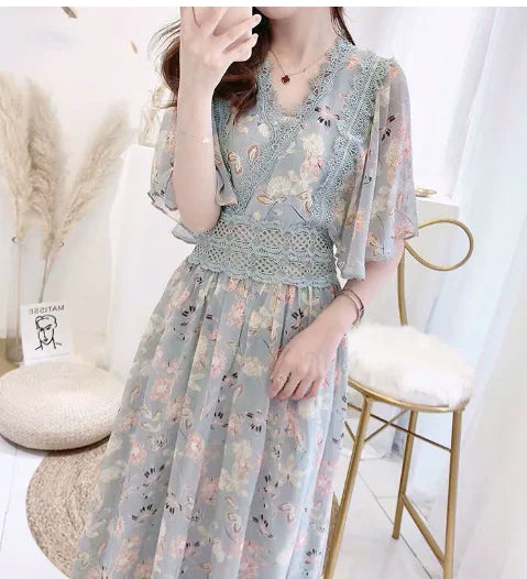 2020 Summer Women's V-Neck Ruffle Sleeve Dress